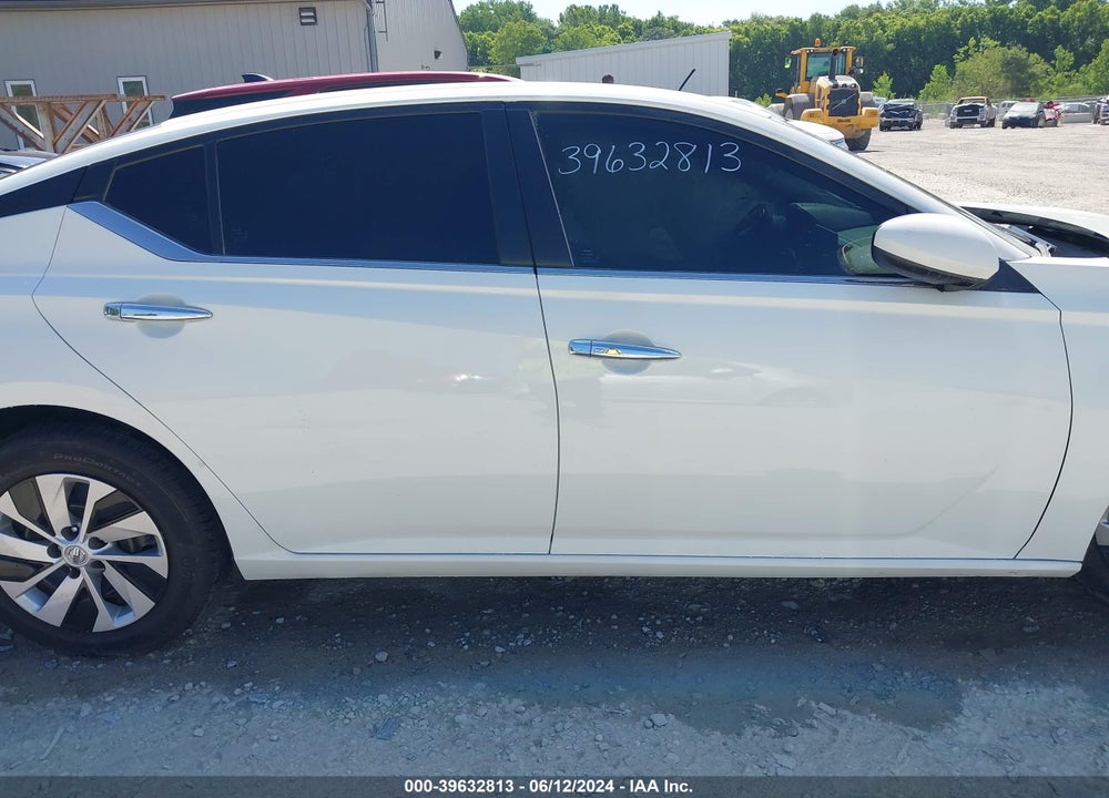 2022 NISSAN ALTIMA S FWD VIN: 1N4BL4BV2NN353890