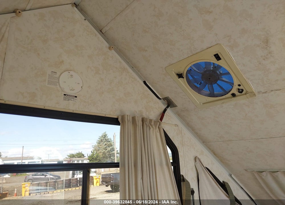 2007 CHALET RV XL 1930 VIN: 1C9X319107A725331