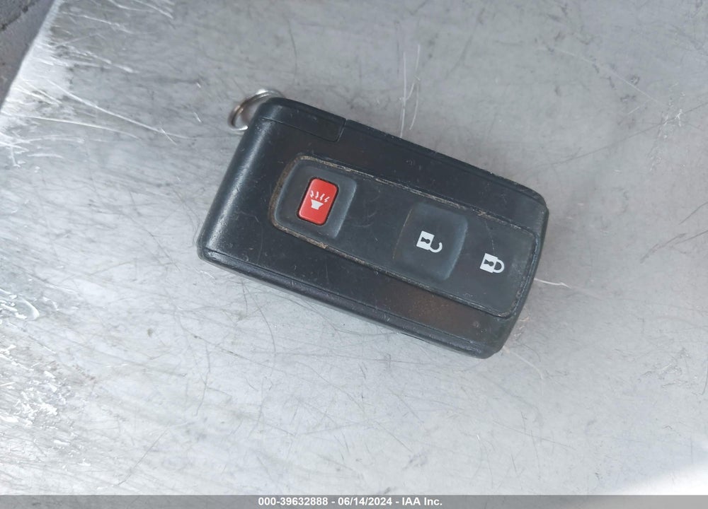 2007 TOYOTA PRIUS TOURING VIN: JTDKB20U173227692