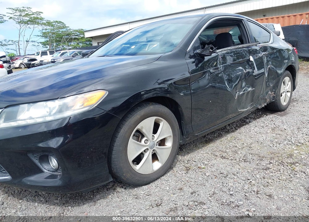 2015 HONDA ACCORD EX-L V-6 VIN: 1HGCT2B81FA005442