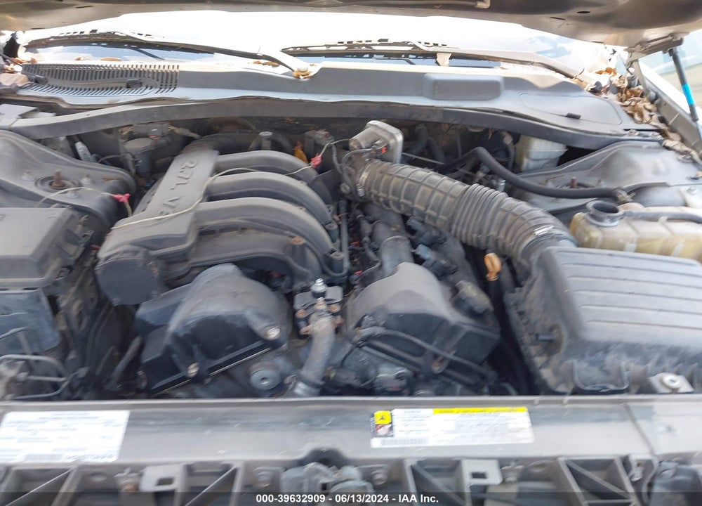 2008 CHRYSLER 300 LX VIN: 2C3KA43R28H146564