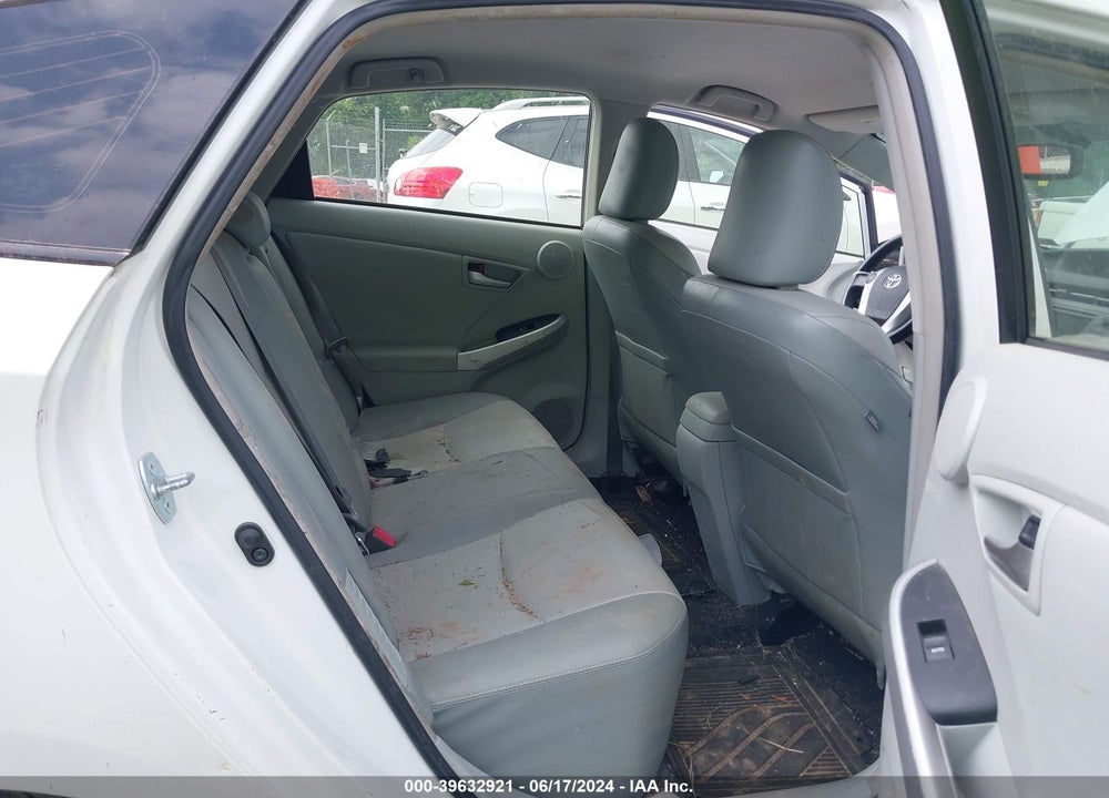 2015 TOYOTA PRIUS FOUR VIN: JTDKN3DU4F0434374
