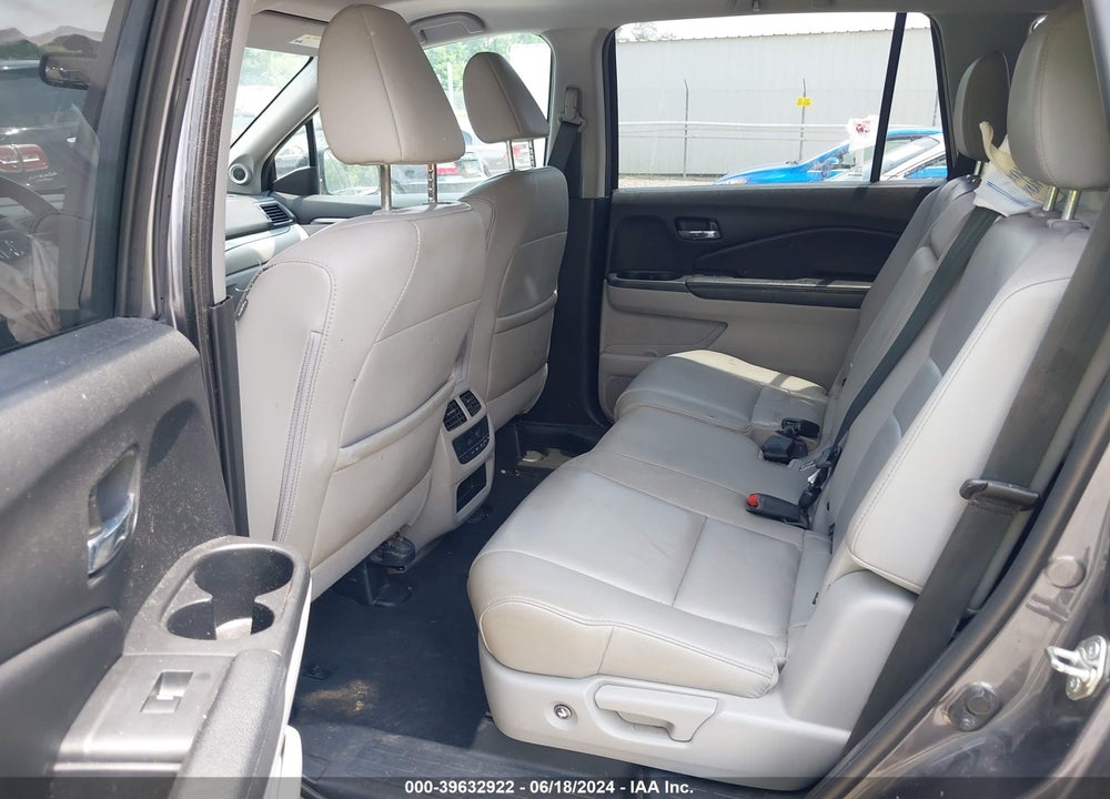 2018 HONDA PILOT EX-L VIN: 5FNYF6H56JB057648