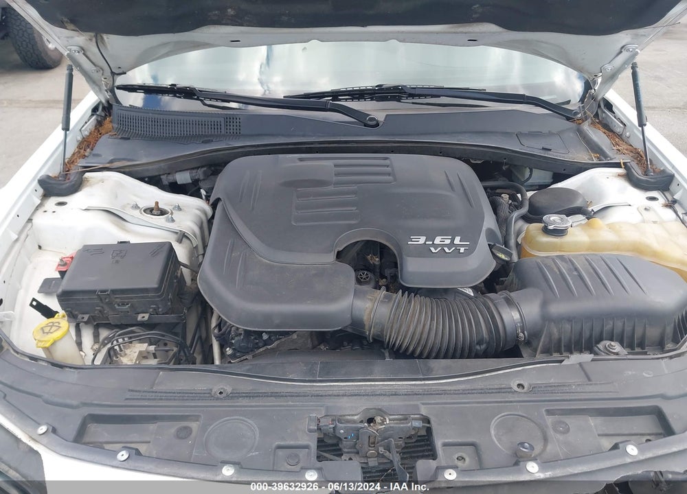 2019 CHRYSLER 300 300S VIN: 2C3CCABG1KH516245
