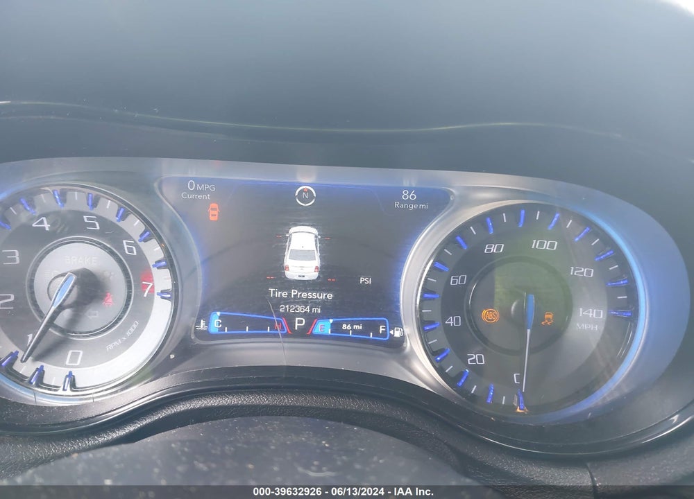 2019 CHRYSLER 300 300S VIN: 2C3CCABG1KH516245