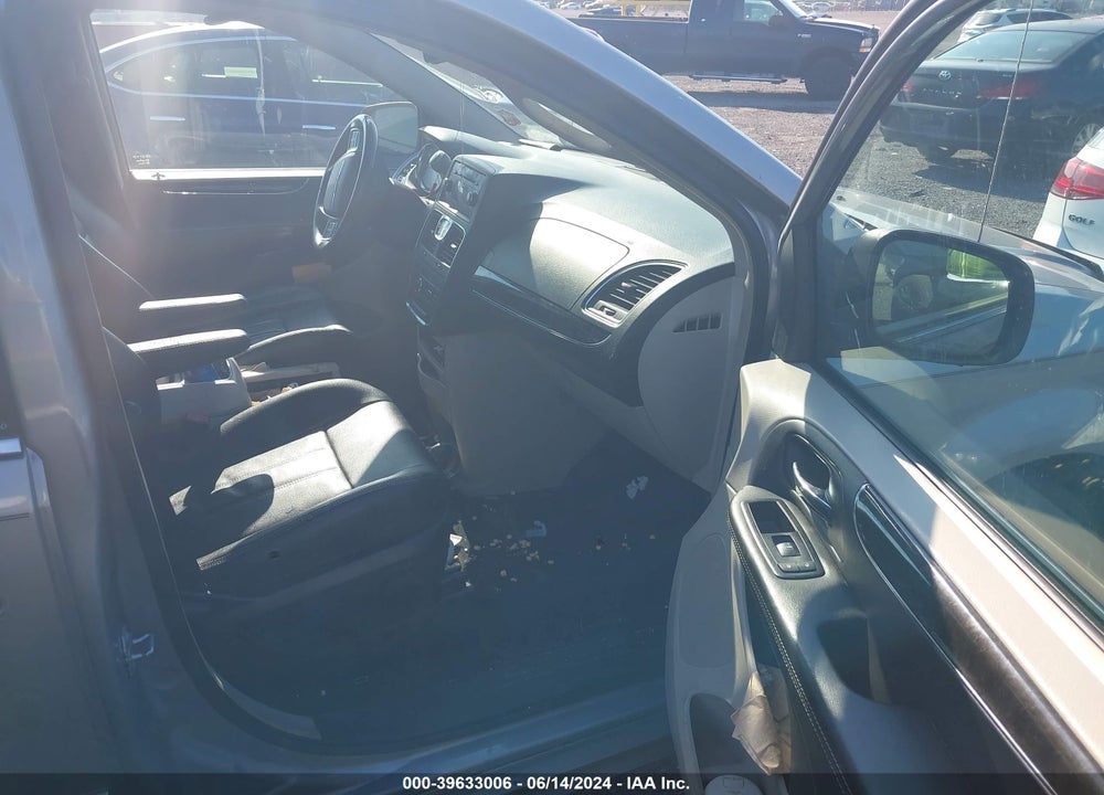 2014 CHRYSLER TOWN & COUNTRY TOURING VIN: 2C4RC1BGXER326688