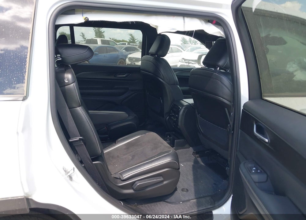2023 JEEP GRAND CHEROKEE L ALTITUDE 4X4 VIN: 1C4RJKAG8P8799565