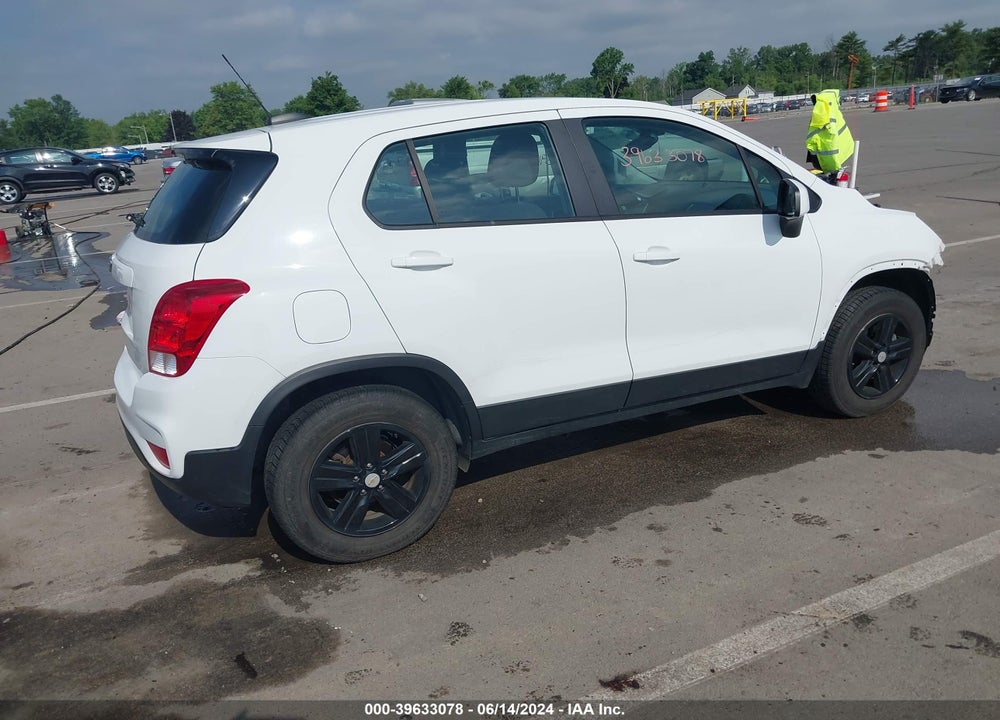 2018 CHEVROLET TRAX LS VIN: KL7CJNSB1JB714051