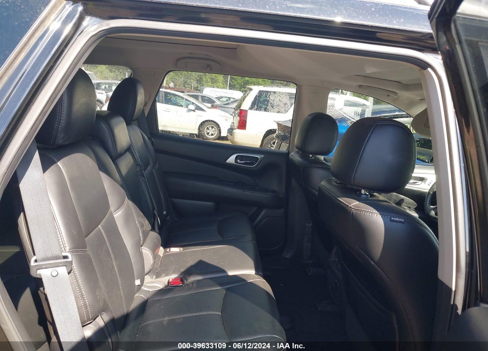 2017 NISSAN PATHFINDER SL VIN: 5N1DR2MM0HC623995