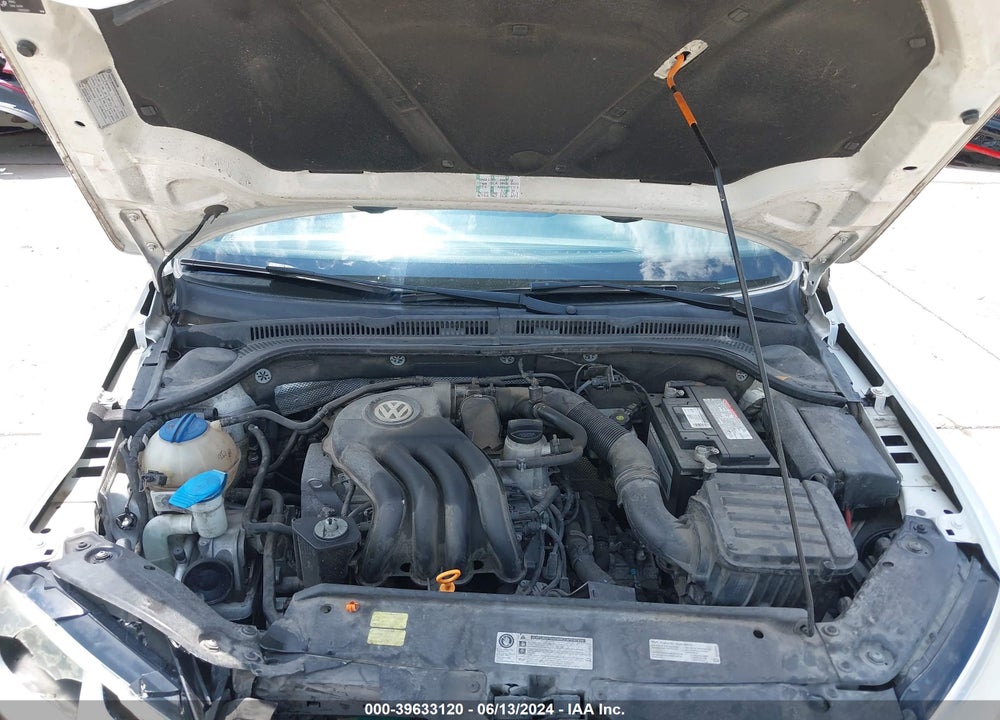 2013 VOLKSWAGEN JETTA 2.0L S VIN: 3VW2K7AJ0DM258988