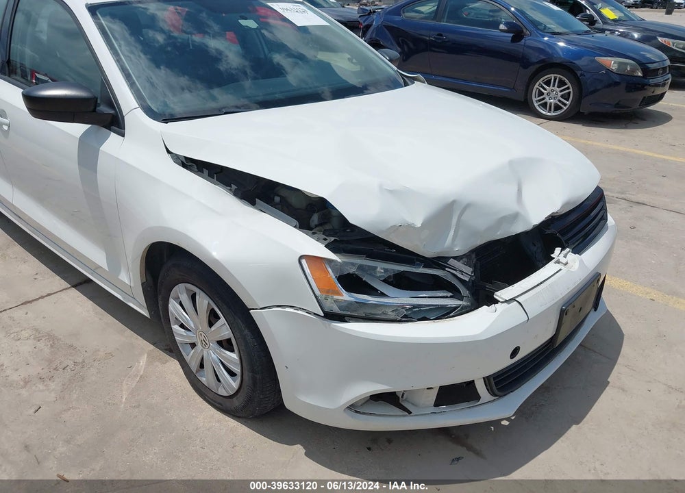 2013 VOLKSWAGEN JETTA 2.0L S VIN: 3VW2K7AJ0DM258988