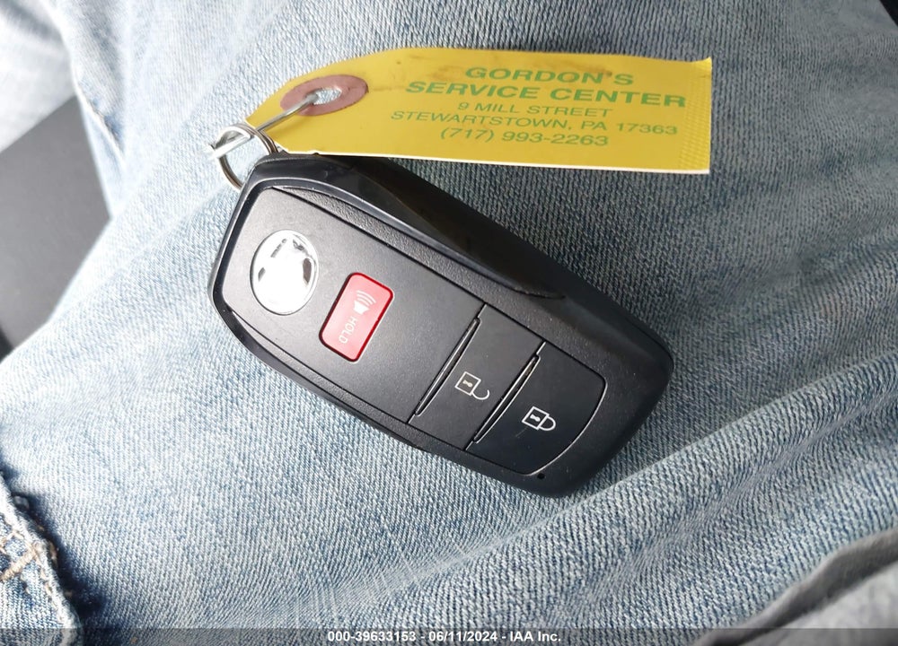 2024 TOYOTA COROLLA SE VIN: JTND4MBE0R3227704