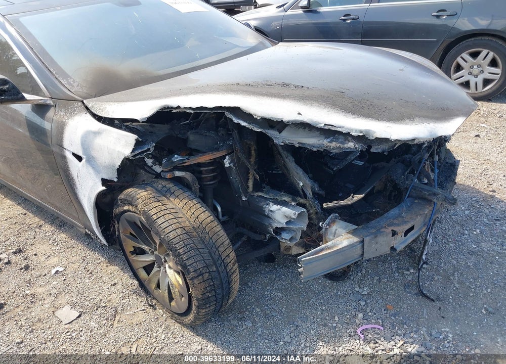 2013 TESLA MODEL S VIN: 5YJSA1CN4DFP09976