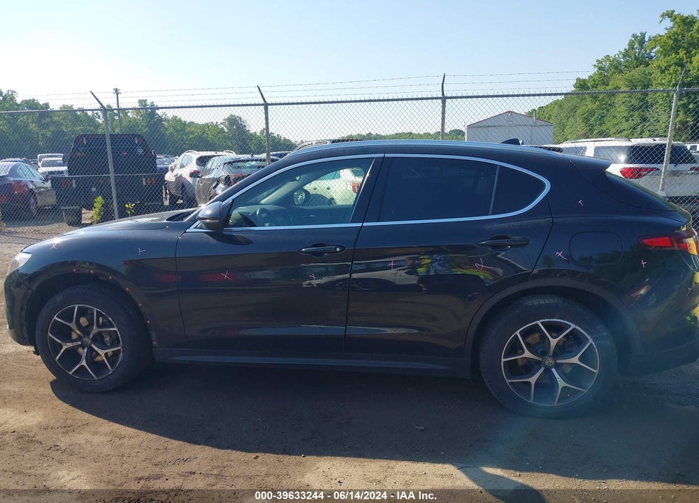 2019 ALFA ROMEO STELVIO TI AWD VIN: ZASPAKBN9K7C44411