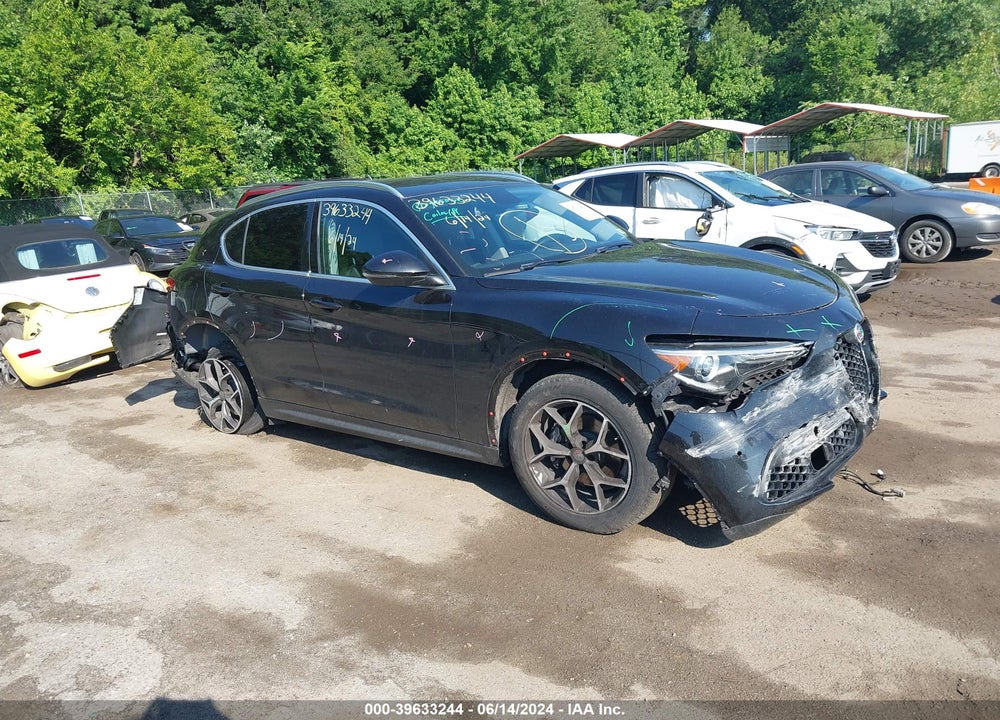 2019 ALFA ROMEO STELVIO TI AWD VIN: ZASPAKBN9K7C44411