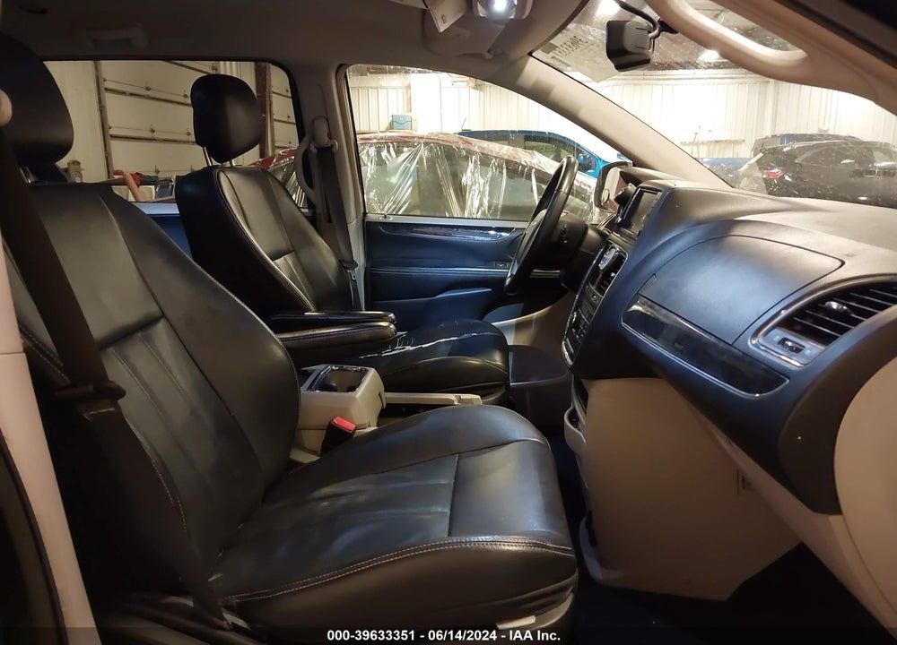 2014 CHRYSLER TOWN & COUNTRY TOURING VIN: 2C4RC1BG9ER381553