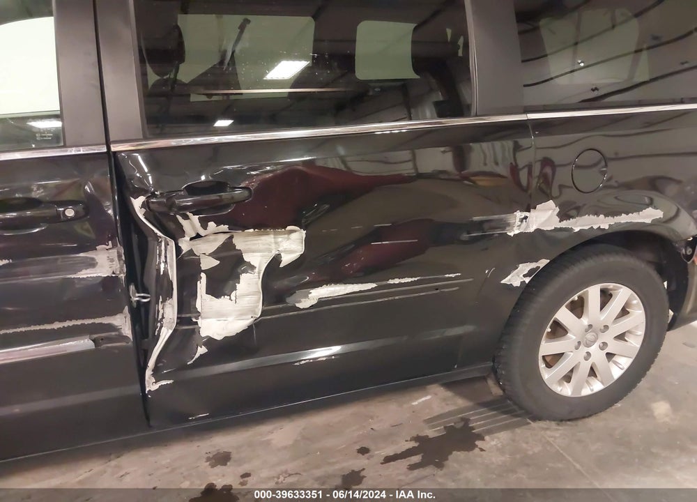 2014 CHRYSLER TOWN & COUNTRY TOURING VIN: 2C4RC1BG9ER381553