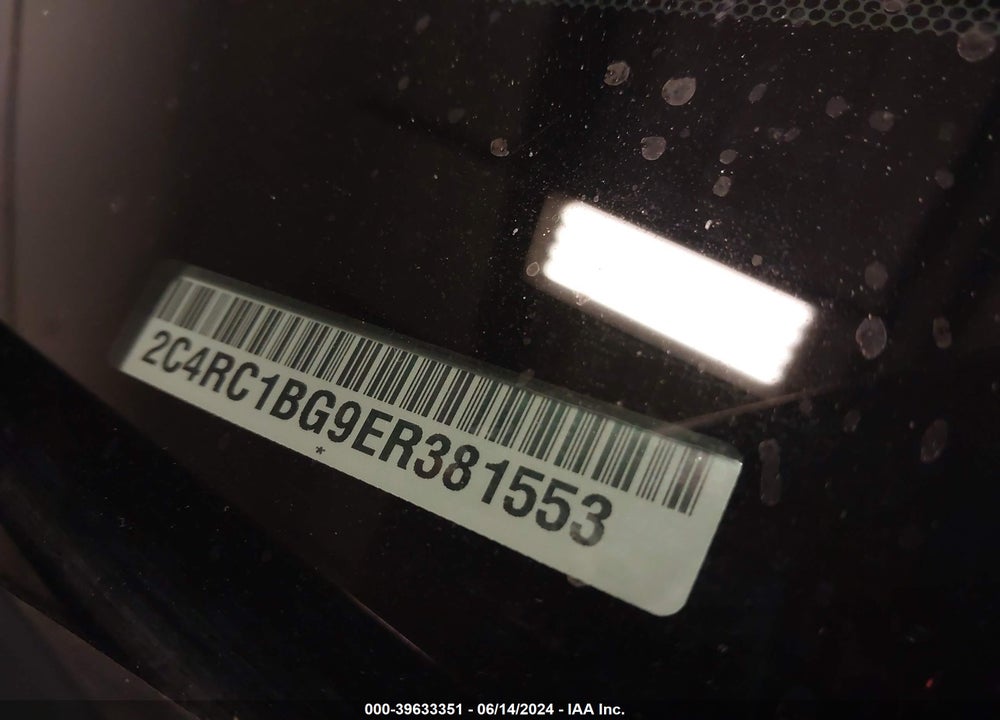 2014 CHRYSLER TOWN & COUNTRY TOURING VIN: 2C4RC1BG9ER381553