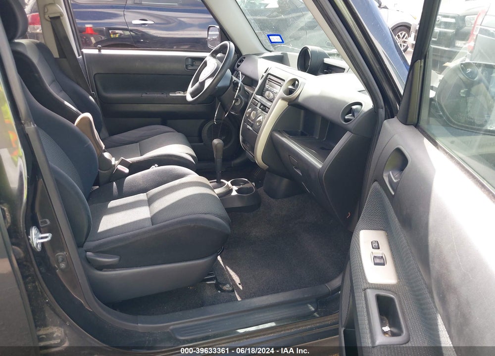 2006 TOYOTA SCION XB VIN: JTLKT324564121260