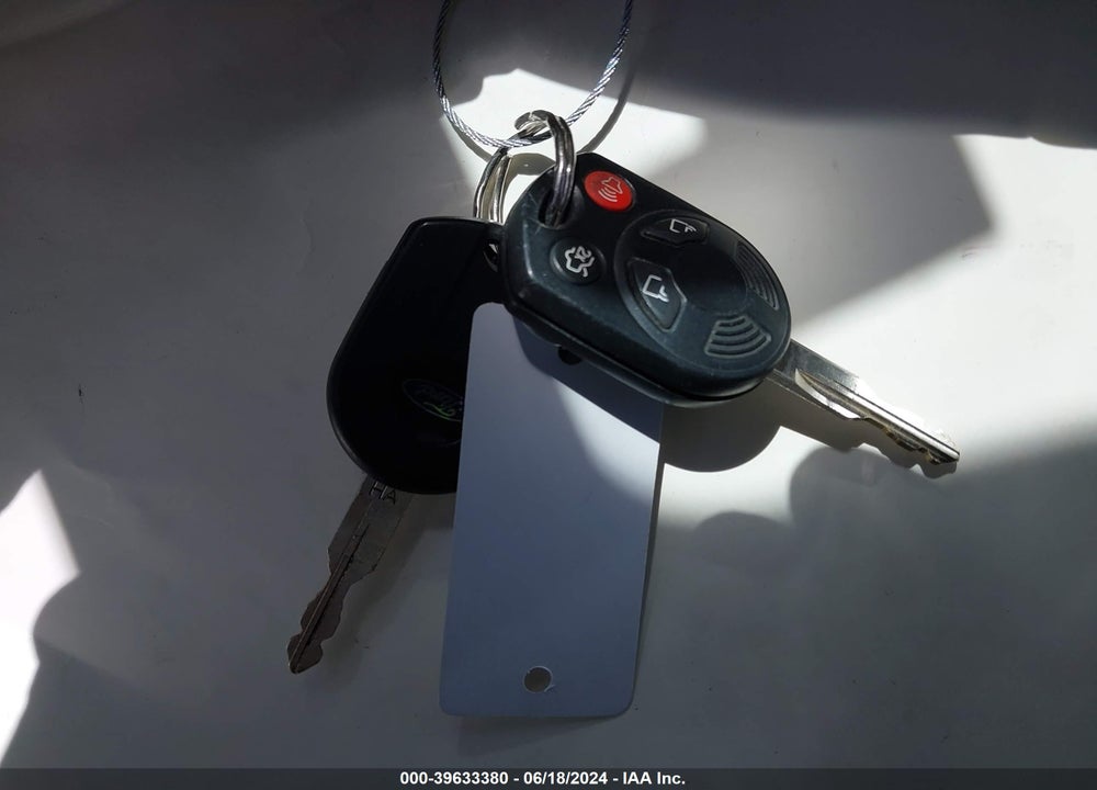 2010 FORD ESCAPE XLT VIN: 1FMCU0DGXAKB40289