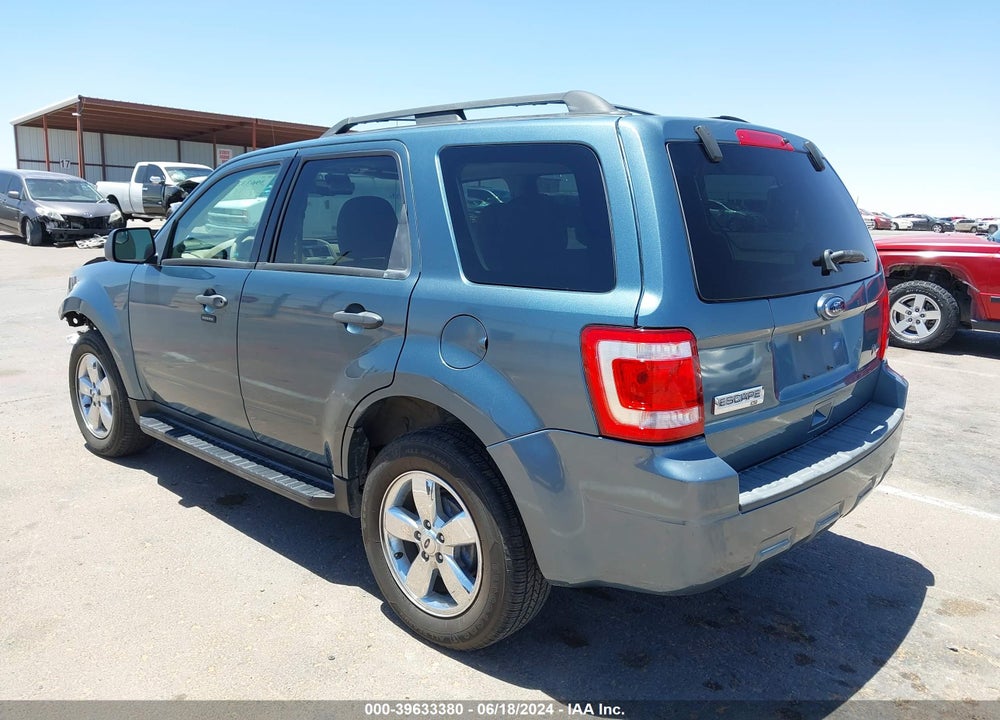 2010 FORD ESCAPE XLT VIN: 1FMCU0DGXAKB40289