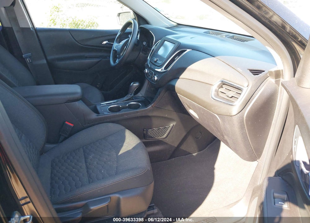 2018 CHEVROLET EQUINOX LT VIN: 2GNAXJEV3J6163185