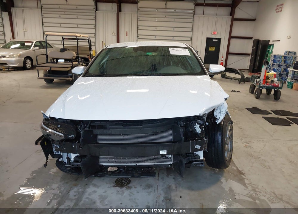 2024 HYUNDAI ELANTRA SEL VIN: KMHLM4DG4RU660639