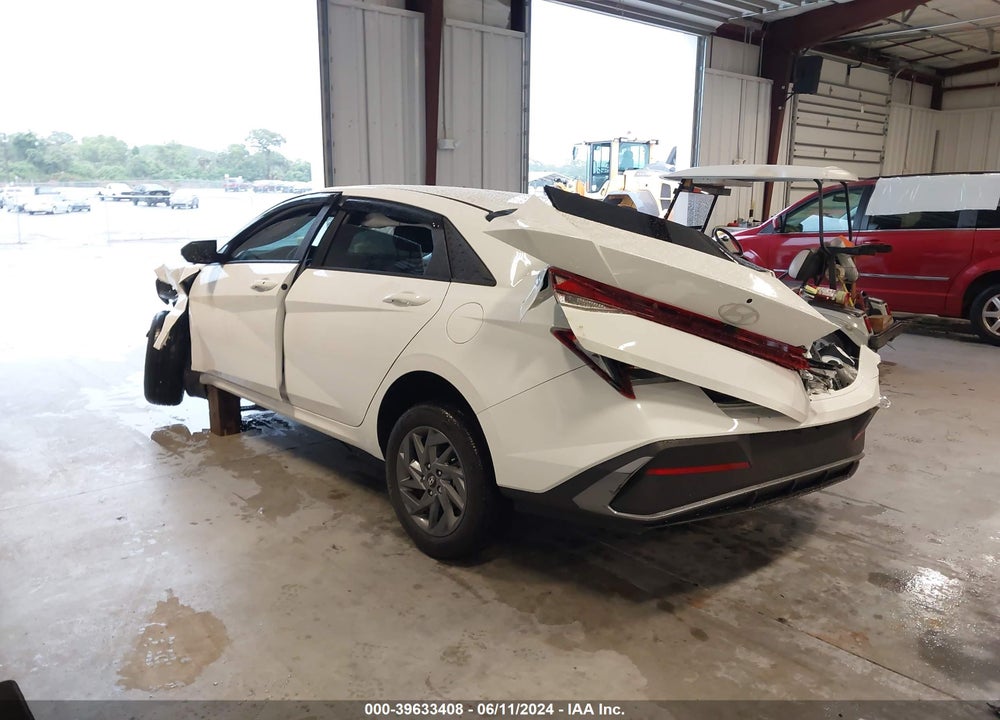 2024 HYUNDAI ELANTRA SEL VIN: KMHLM4DG4RU660639