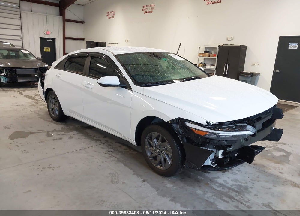 2024 HYUNDAI ELANTRA SEL VIN: KMHLM4DG4RU660639