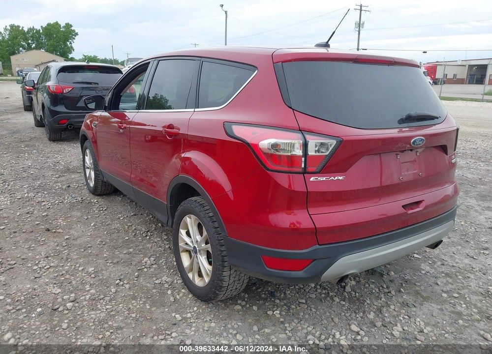 2017 FORD ESCAPE SE VIN: 1FMCU9GD5HUC01388