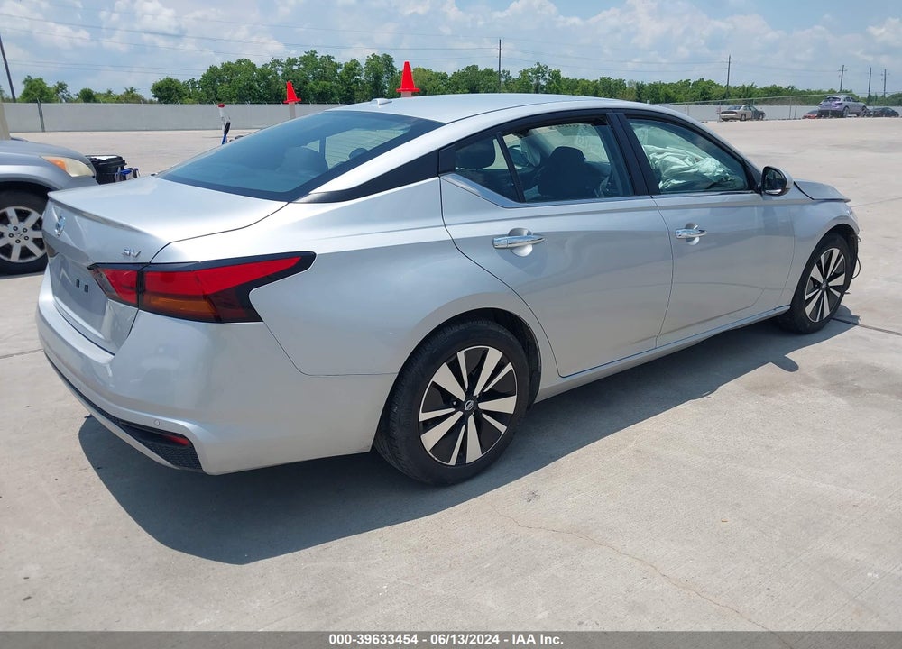 2022 NISSAN ALTIMA SV FWD VIN: 1N4BL4DVXNN369882