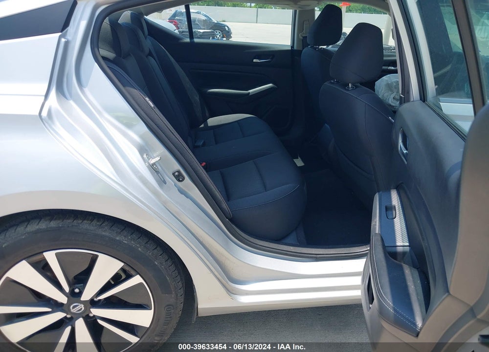 2022 NISSAN ALTIMA SV FWD VIN: 1N4BL4DVXNN369882