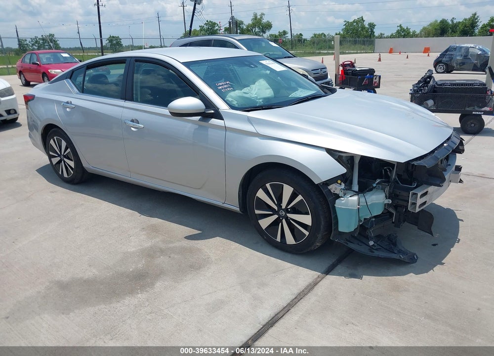 2022 NISSAN ALTIMA SV FWD VIN: 1N4BL4DVXNN369882