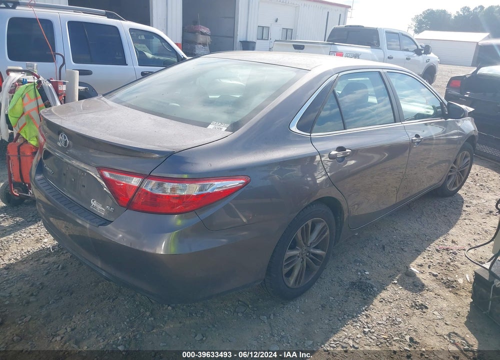 2016 TOYOTA CAMRY SE VIN: 4T1BF1FKXGU522820