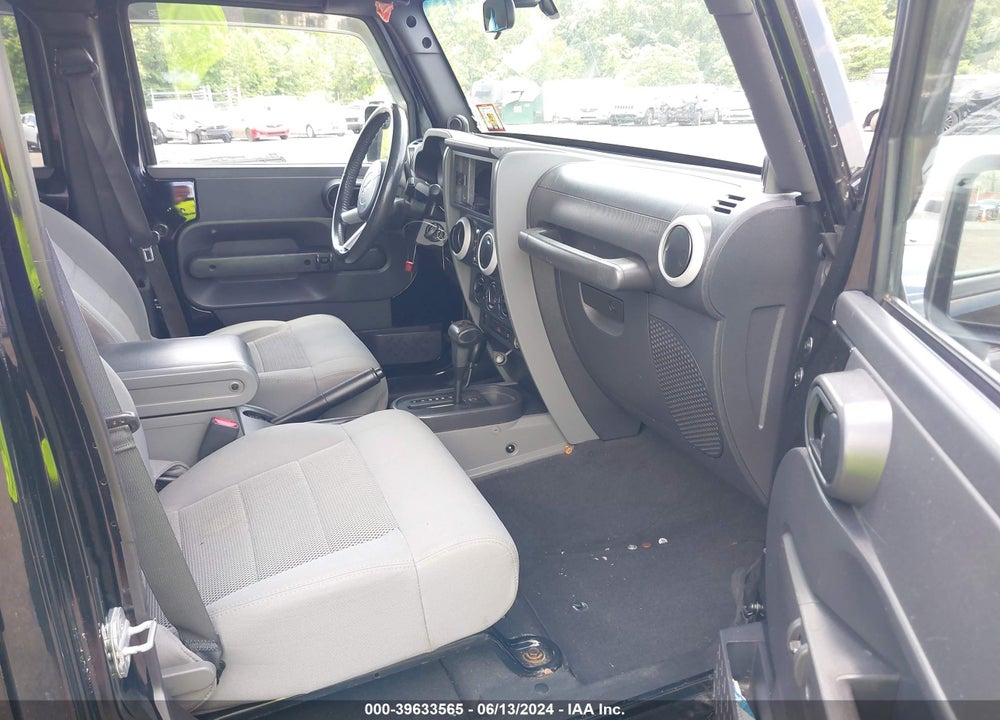 2008 JEEP WRANGLER UNLIMITED SAHARA VIN: 1J4GA59148L566994