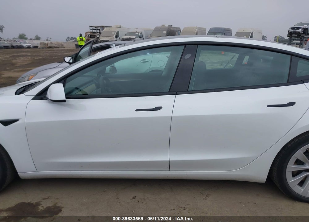 2021 TESLA MODEL 3 STANDARD RANGE PLUS REAR-WHEEL DRIVE VIN: 5YJ3E1EA7MF078871