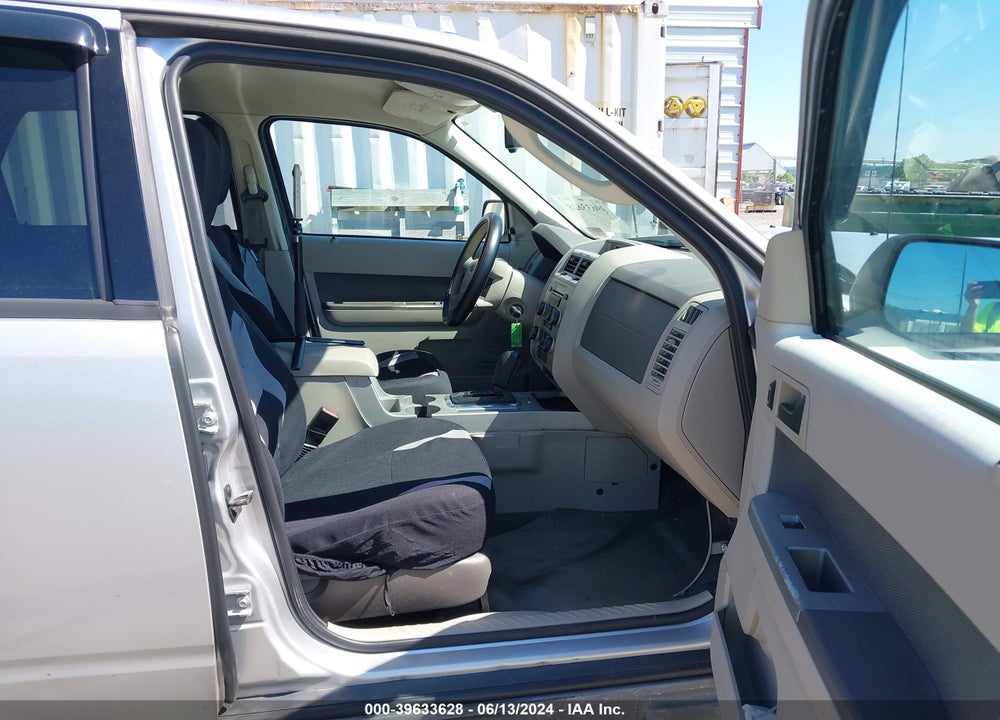2009 FORD ESCAPE XLT VIN: 1FMCU93G39KB00976