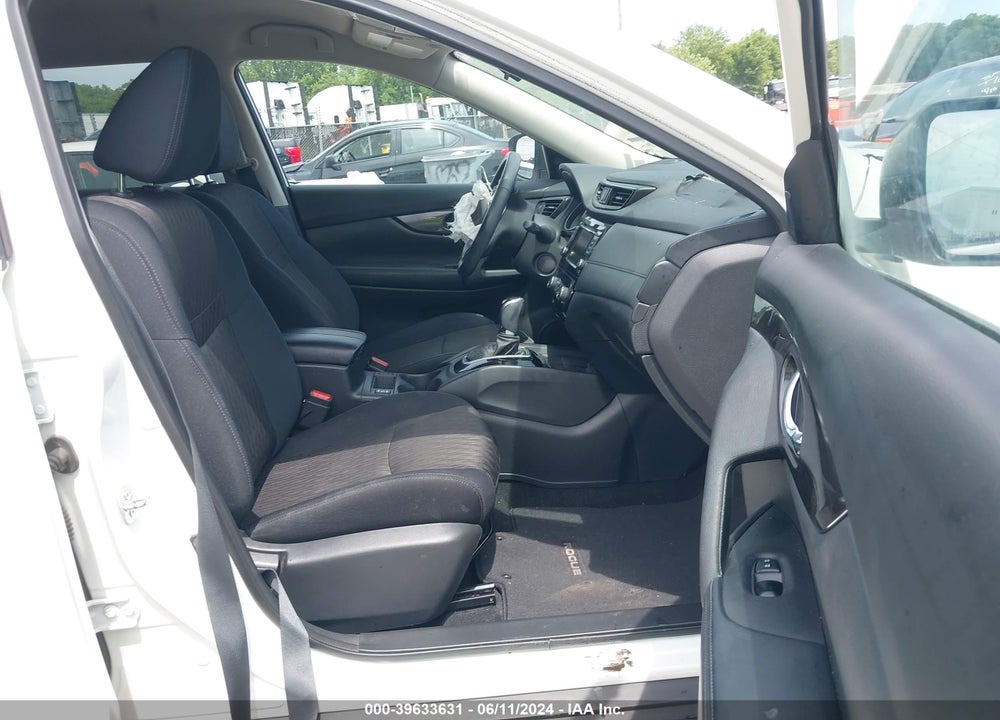 2018 NISSAN ROGUE SV VIN: 5N1AT2MV2JC817544