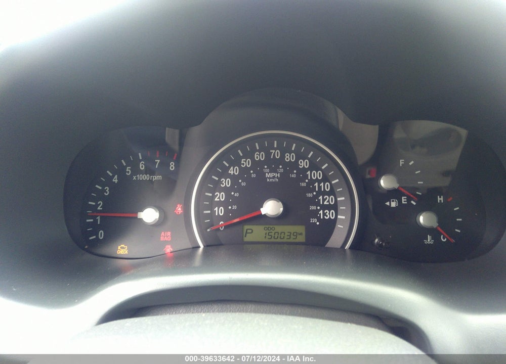2010 KIA SEDONA LX VIN: KNDMG4C33A6334175