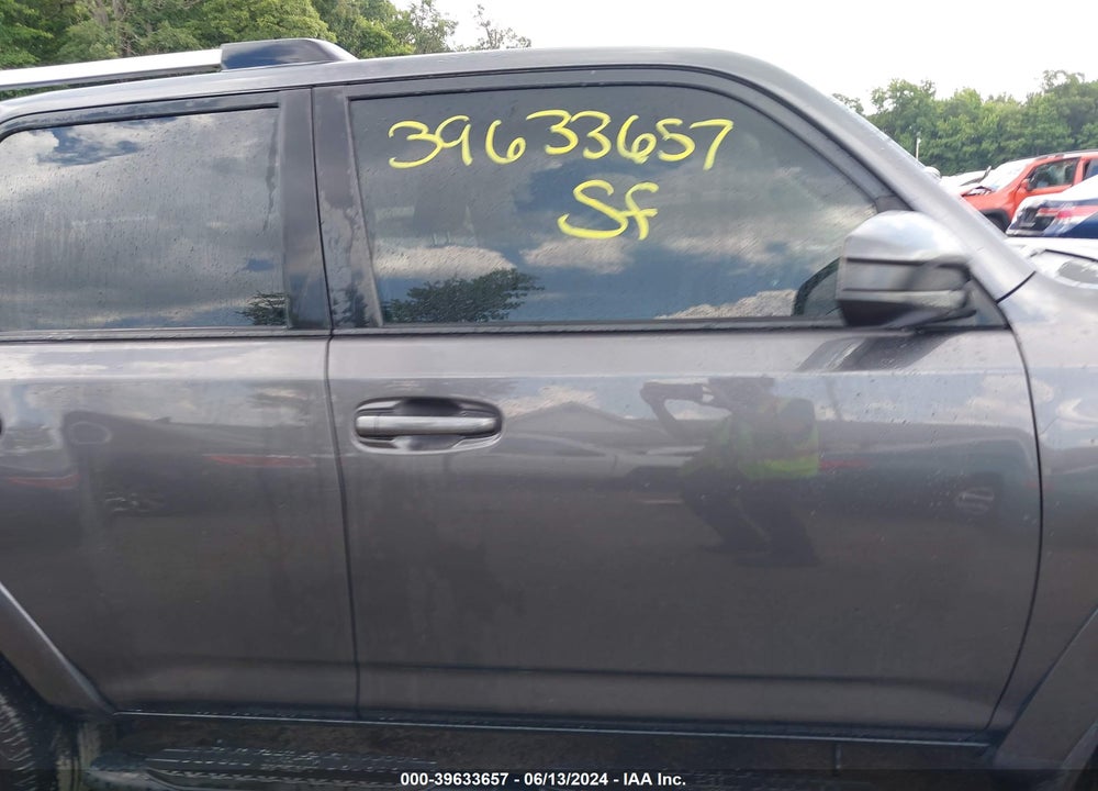 2019 TOYOTA 4RUNNER SR5 VIN: JTEBU5JR6K5652131