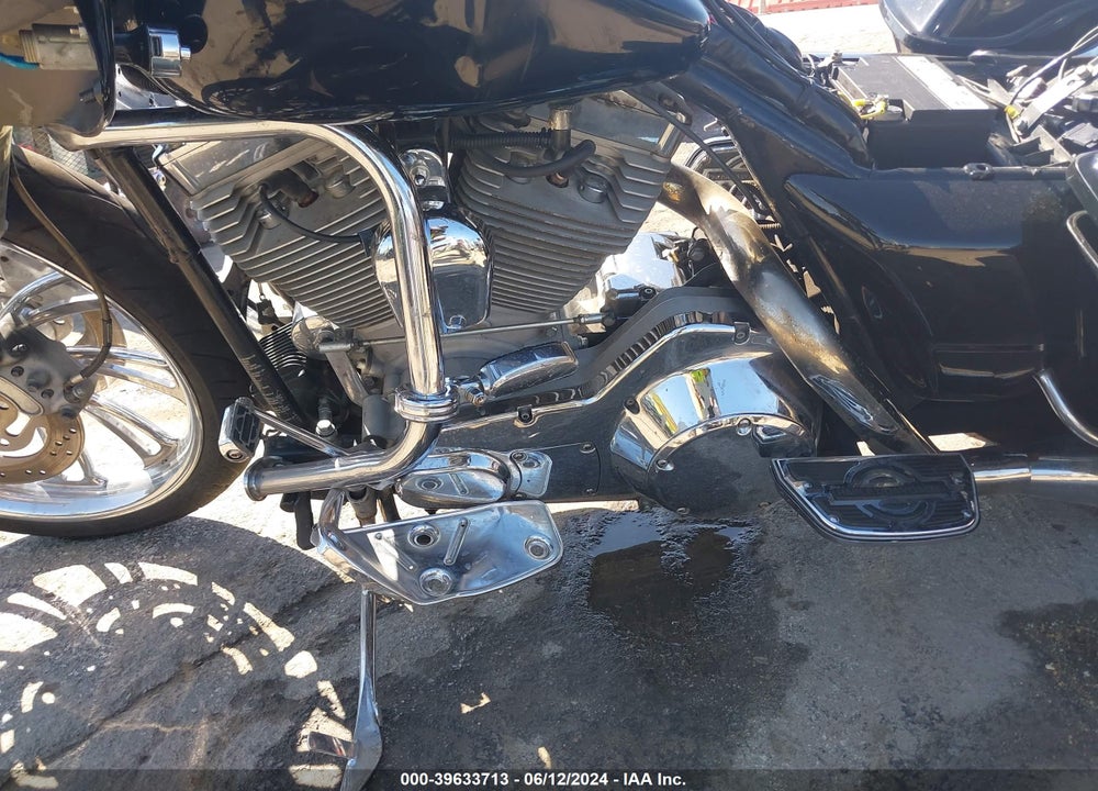 2004 HARLEY-DAVIDSON FLTRI VIN: 1HD1FSW124Y617551
