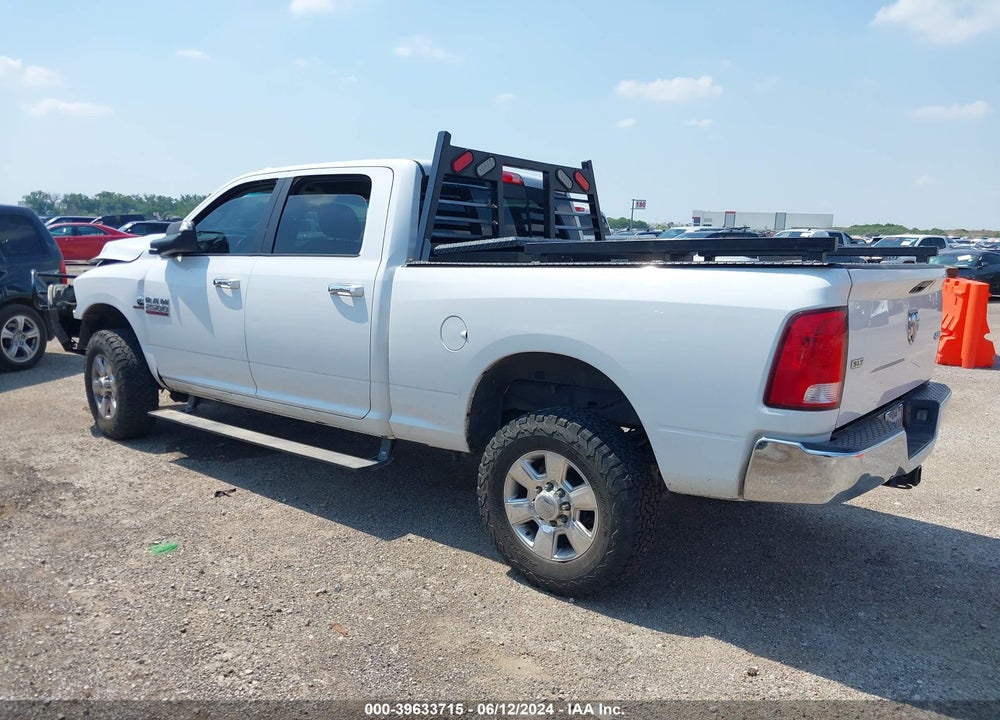 2018 RAM 2500 SLT 4X4 6'4 BOX VIN: 3C6UR5DL0JG275106