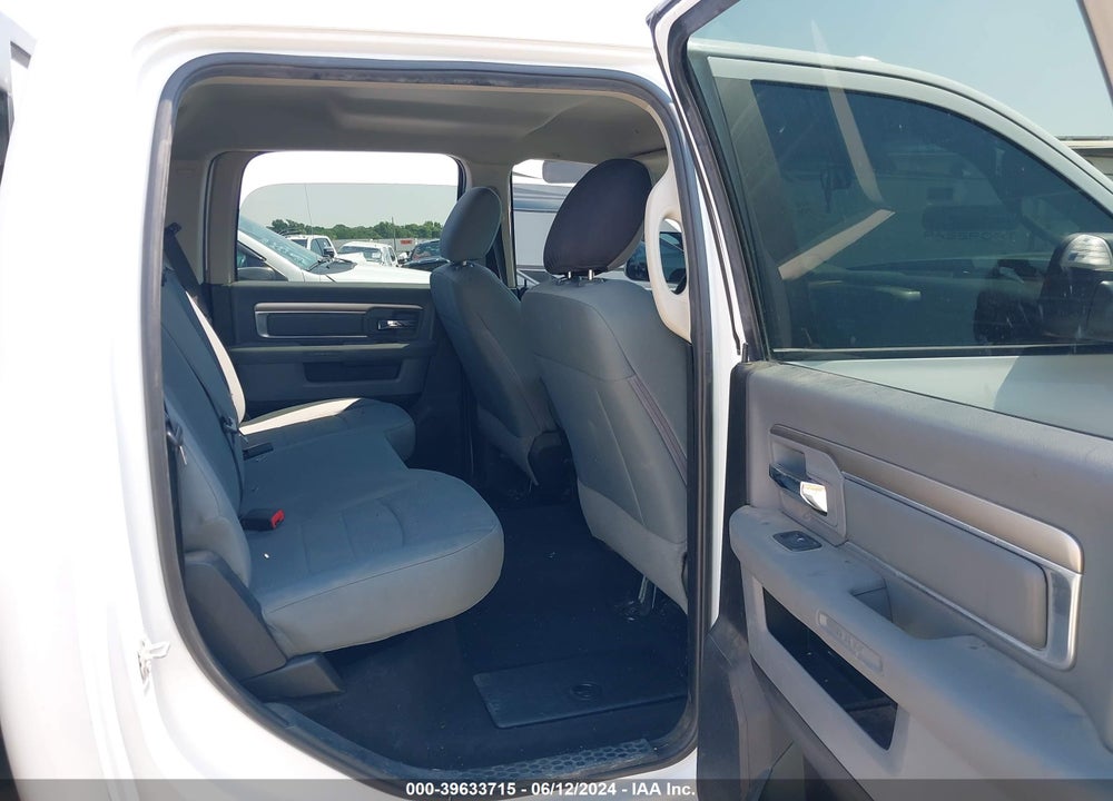 2018 RAM 2500 SLT 4X4 6'4 BOX VIN: 3C6UR5DL0JG275106