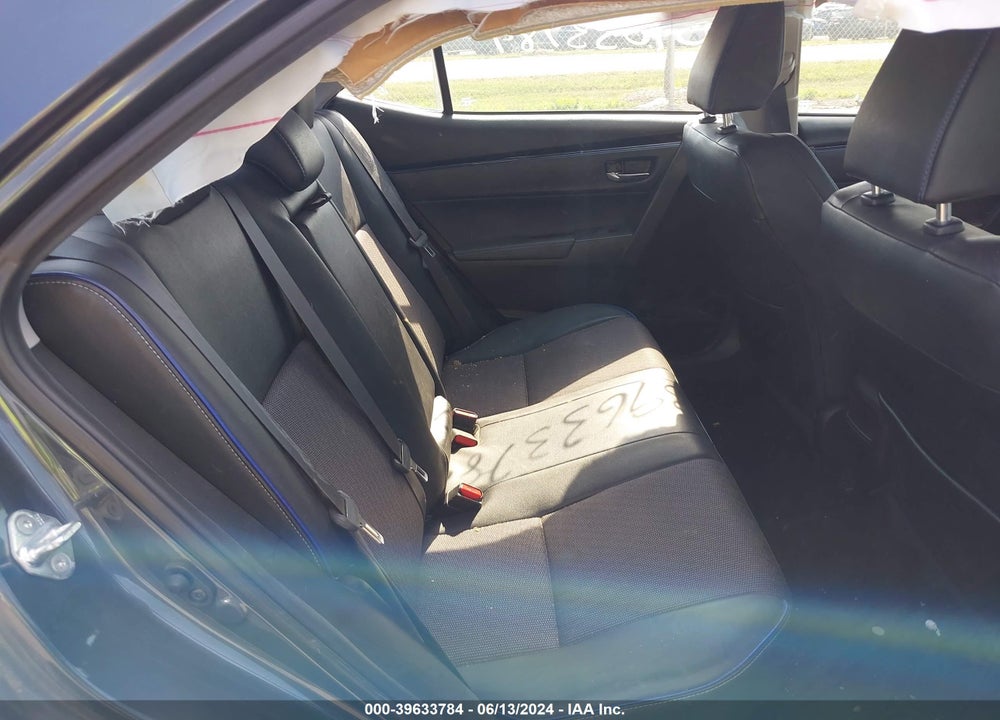 2018 TOYOTA COROLLA SE VIN: 5YFBURHE7JP850698