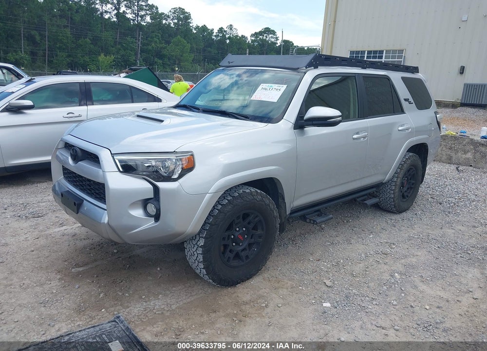 2018 TOYOTA 4RUNNER TRD OFF ROAD PREMIUM VIN: JTEBU5JRXJ5519662