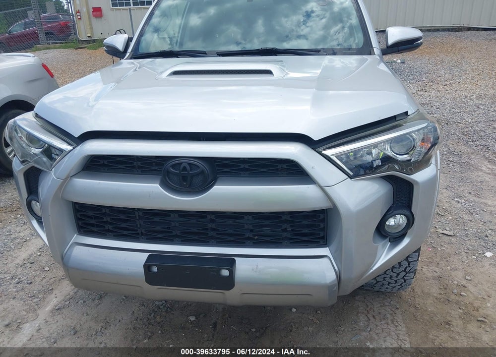 2018 TOYOTA 4RUNNER TRD OFF ROAD PREMIUM VIN: JTEBU5JRXJ5519662