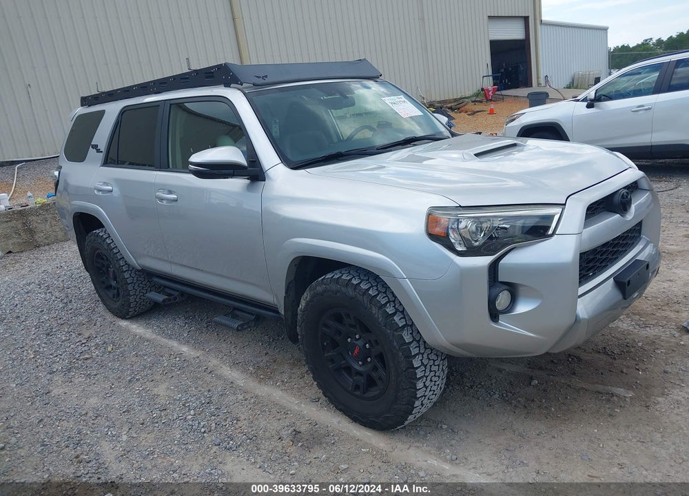 2018 TOYOTA 4RUNNER TRD OFF ROAD PREMIUM VIN: JTEBU5JRXJ5519662