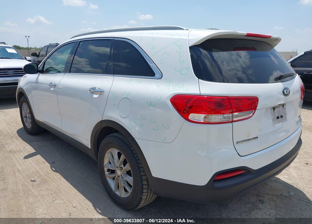 2016 KIA SORENTO 2.4L LX VIN: 5XYPG4A33GG012223