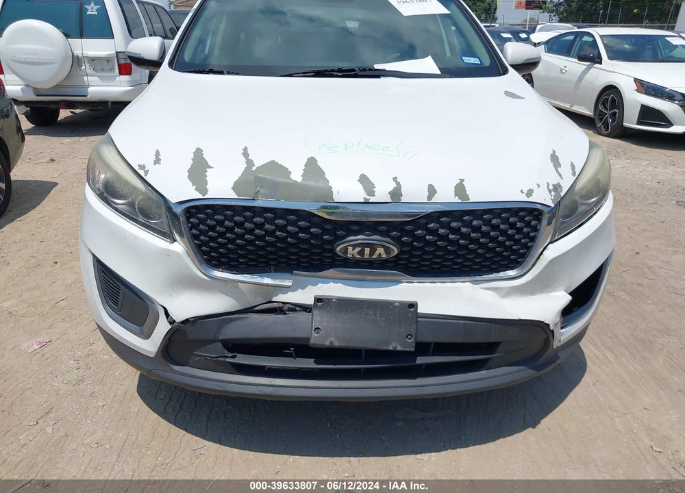 2016 KIA SORENTO 2.4L LX VIN: 5XYPG4A33GG012223