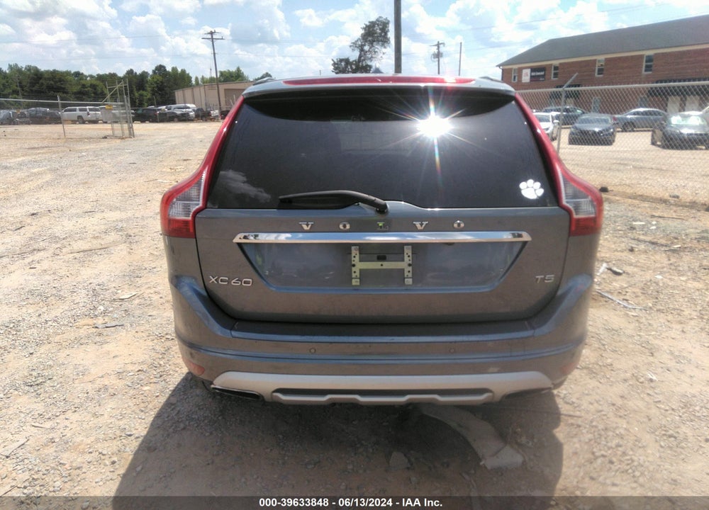2017 VOLVO XC60 T5 DYNAMIC VIN: YV440MDR2H2222909